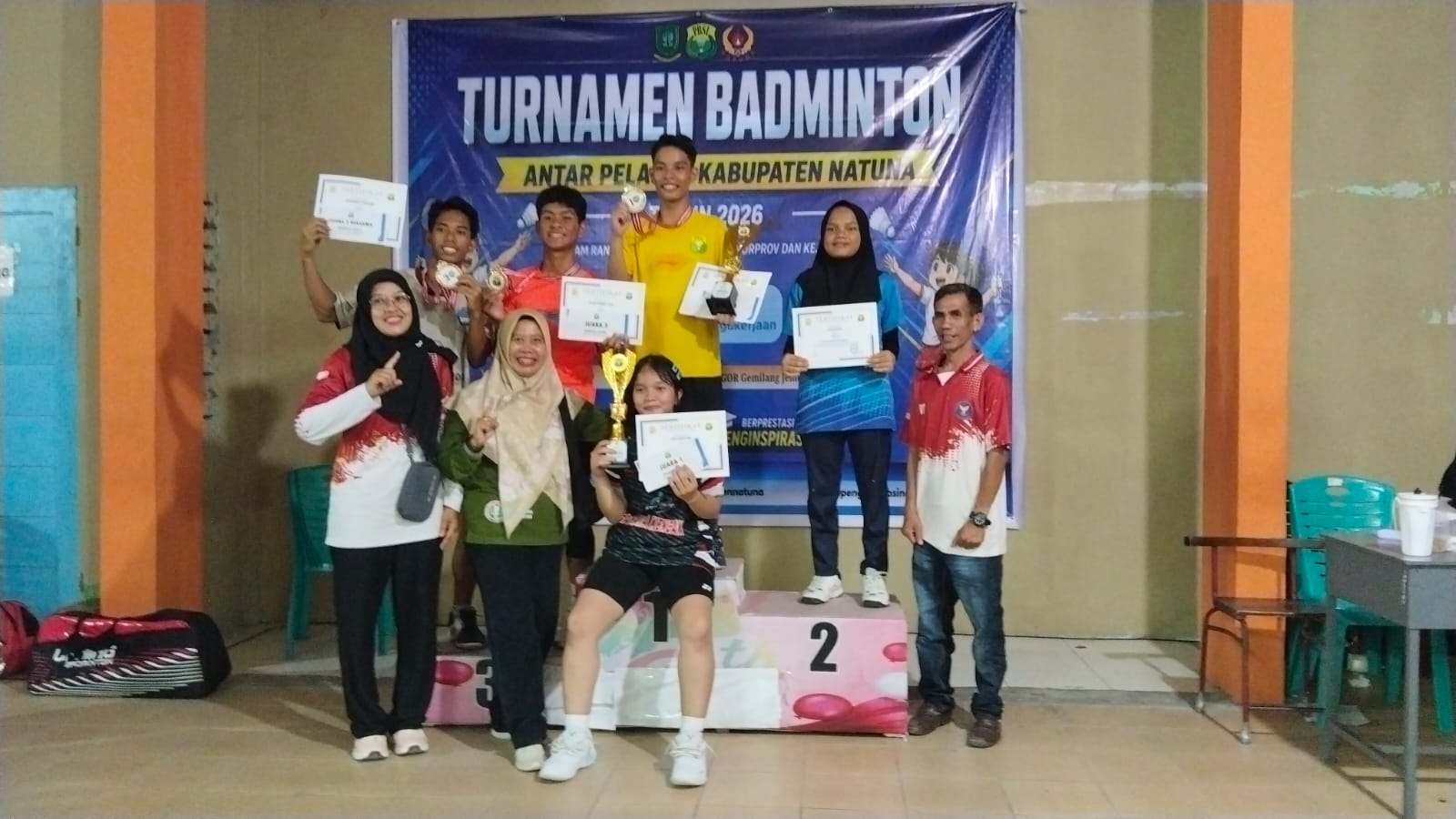 You are currently viewing SMA Negeri 1 Bunguran Timur borong juara di Turnamen Badminton Pelajar Se-Kabupaten Natuna